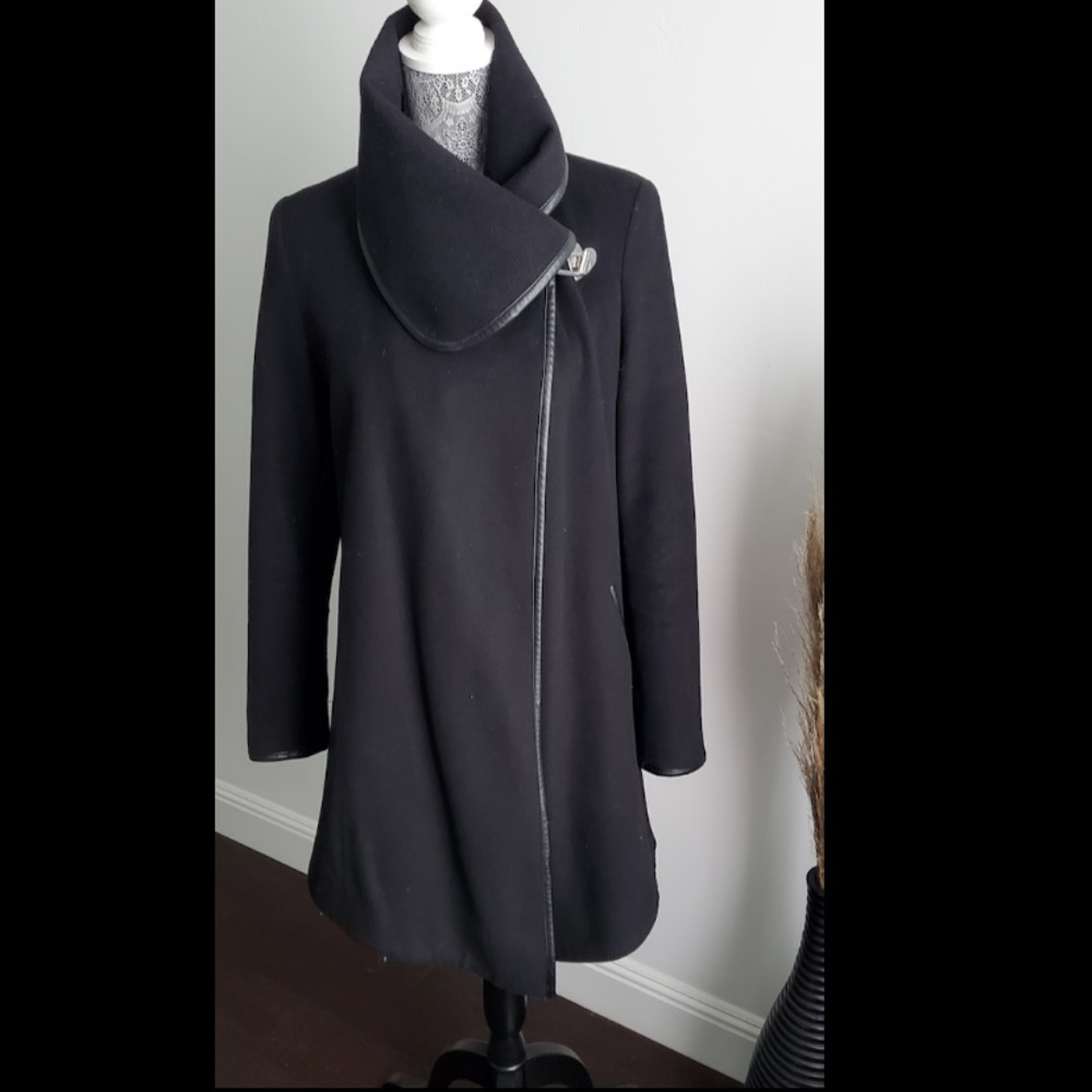 Betsey Johnson Black Wrap Coat